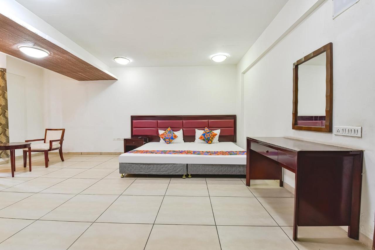 Fabhotel Gl Residency - Satellite Ahmedabad Exterior photo