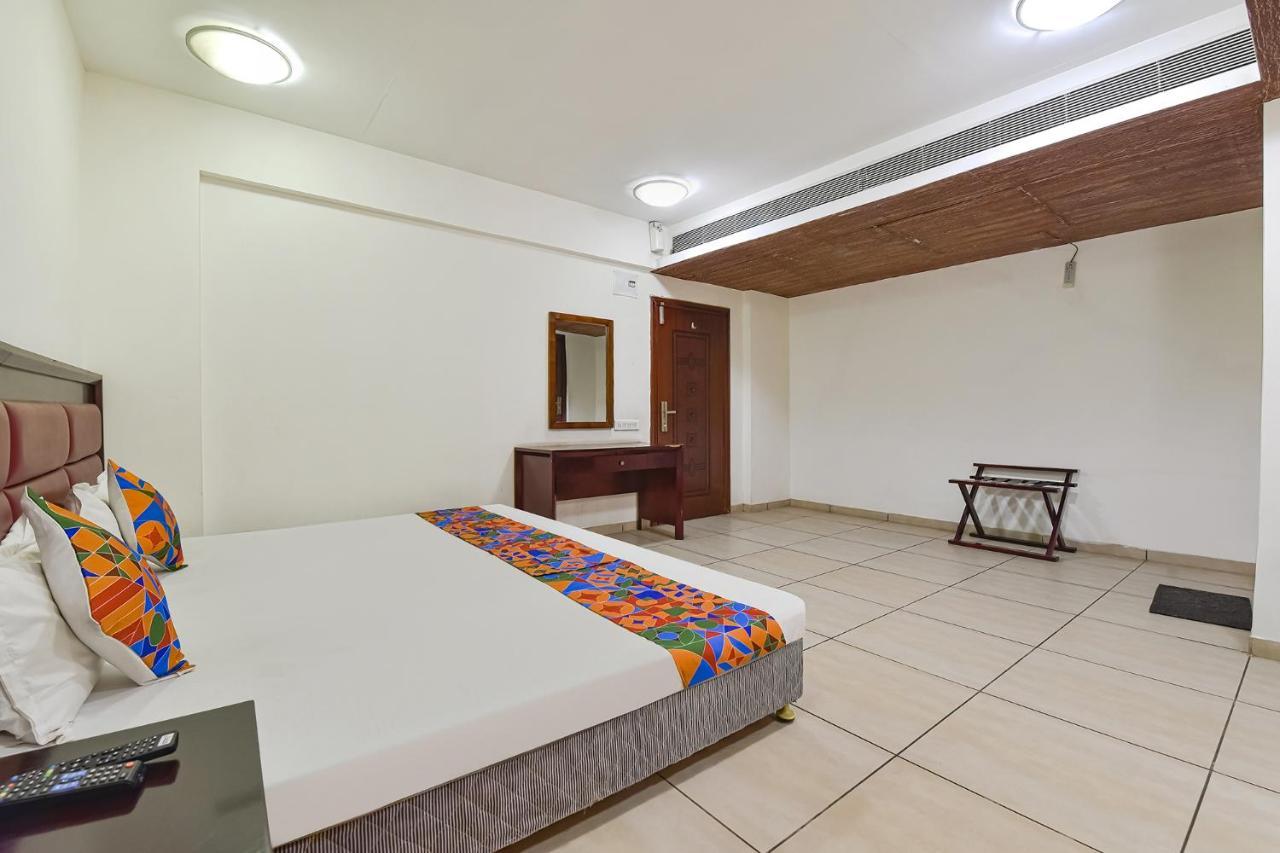 Fabhotel Gl Residency - Satellite Ahmedabad Exterior photo